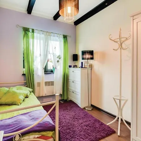 Hébergement de vacances Comfortable On Jamno, Podamirowo