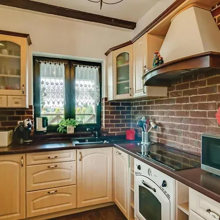 Comfortable On Jamno, Σπίτι διακοπών Podamirowo